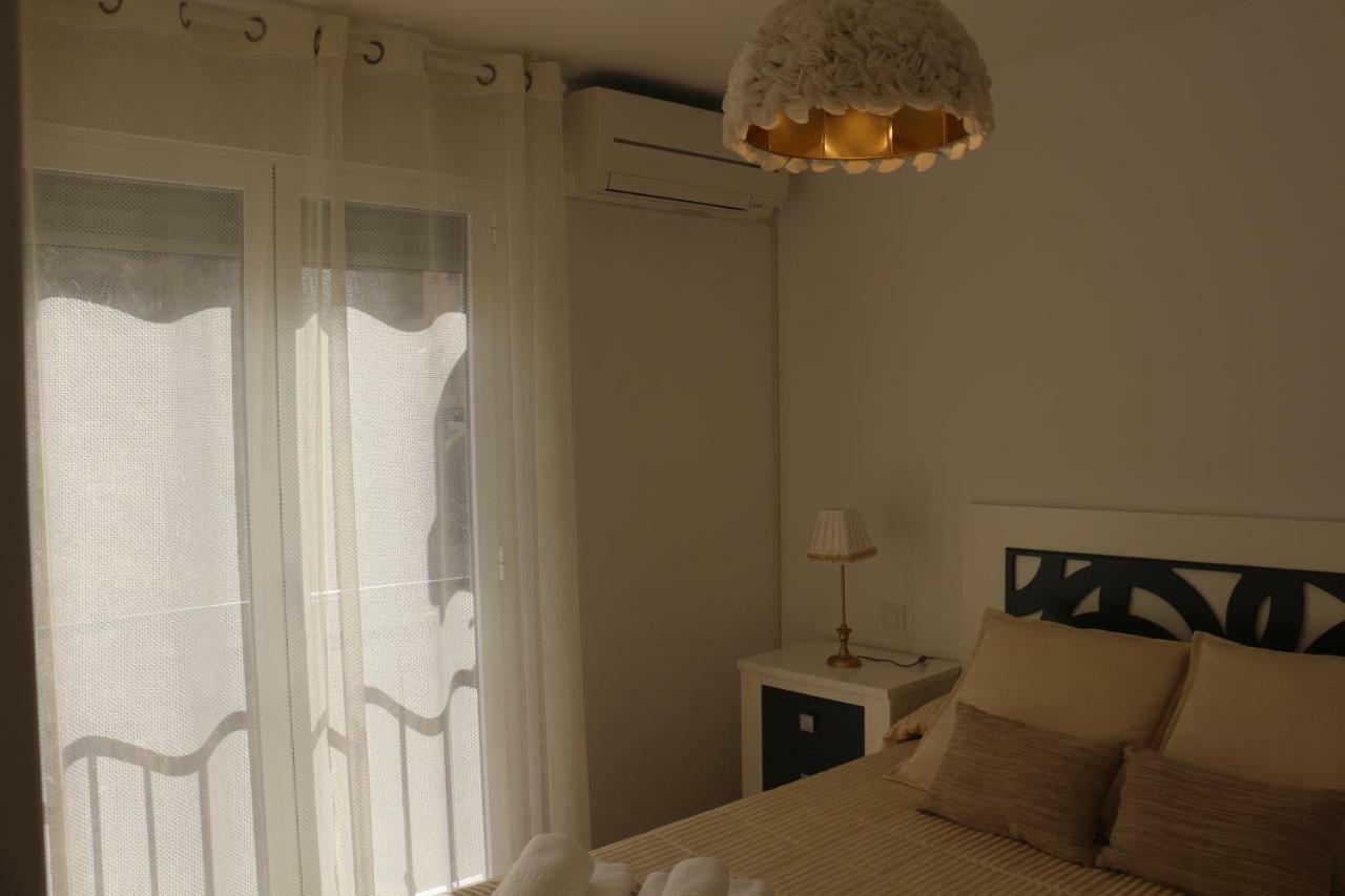 Apartamentos Roca Tarpeya トレド エクステリア 写真