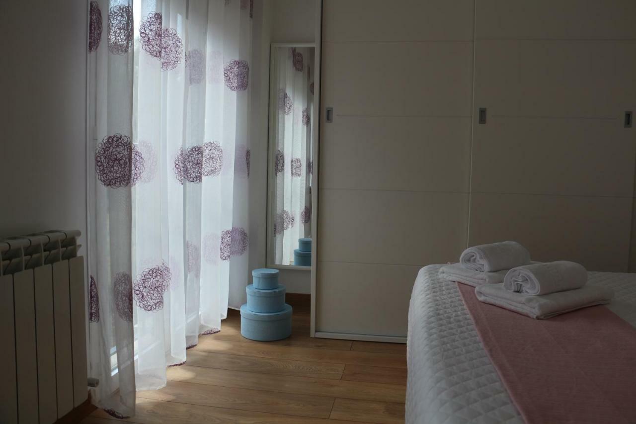 Apartamentos Roca Tarpeya トレド エクステリア 写真