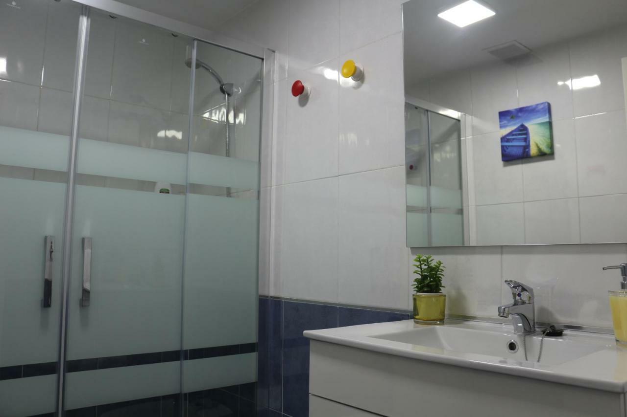 Apartamentos Roca Tarpeya トレド エクステリア 写真
