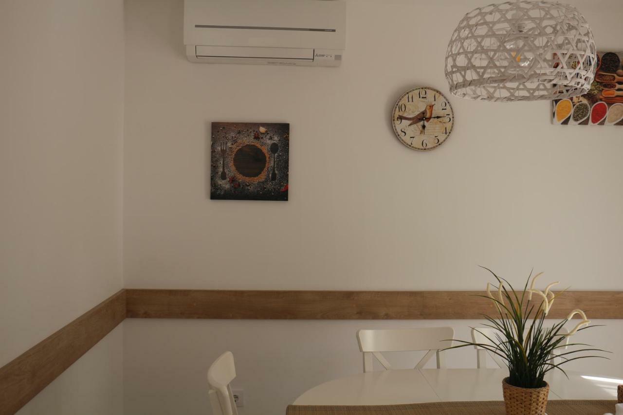 Apartamentos Roca Tarpeya トレド エクステリア 写真