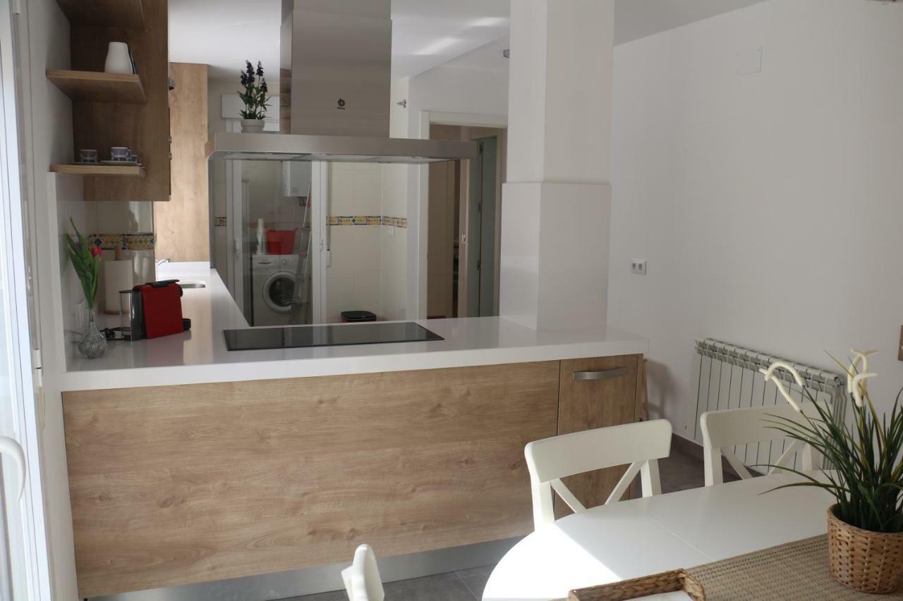 Apartamentos Roca Tarpeya トレド エクステリア 写真