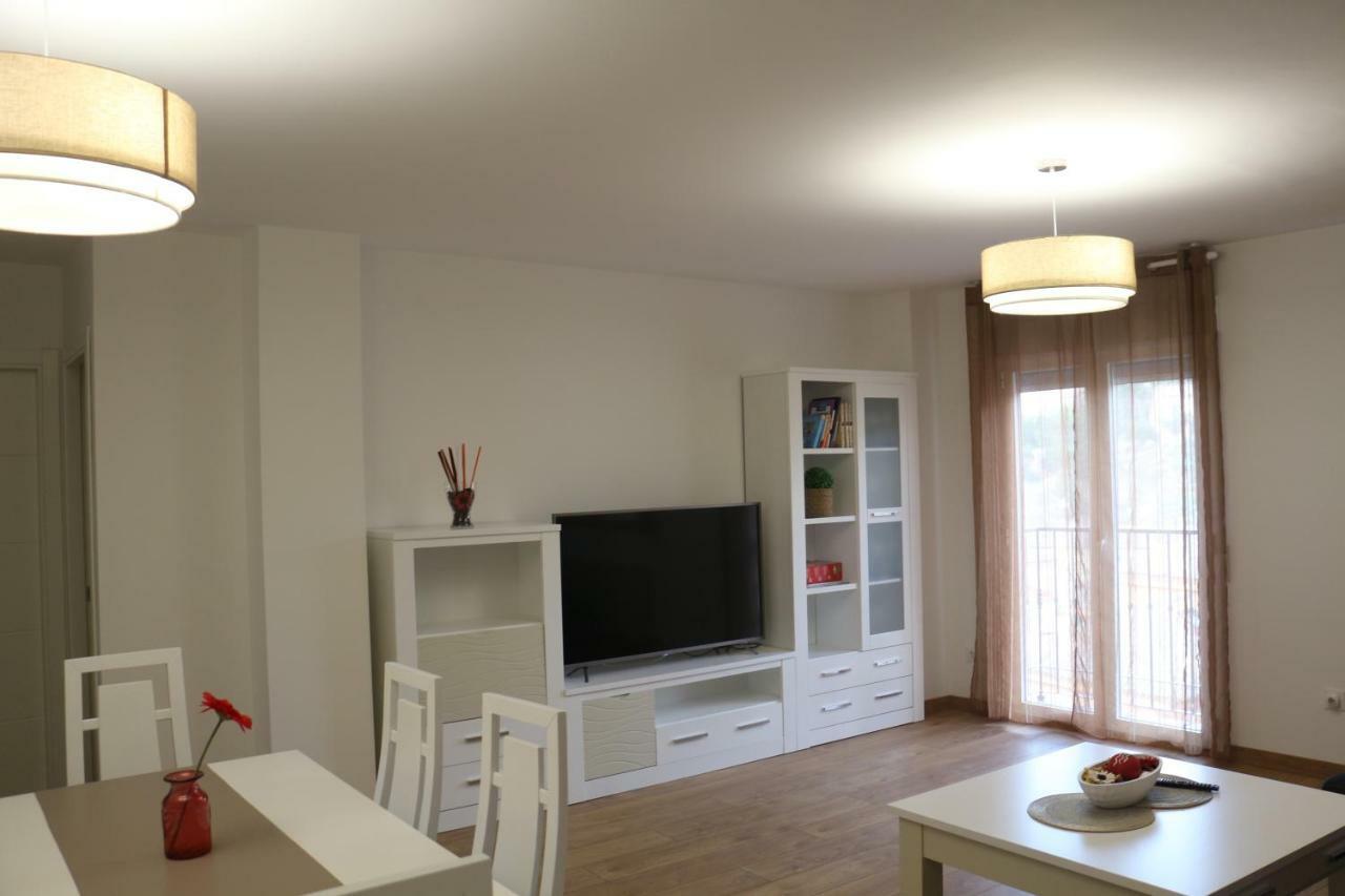 Apartamentos Roca Tarpeya トレド エクステリア 写真